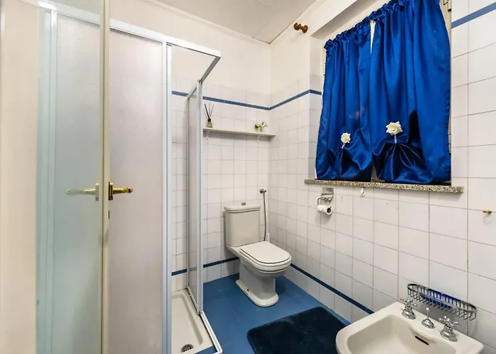 Appartement Bilocale In Centro Con Parcheggio Gratuito 4 Persone Trino